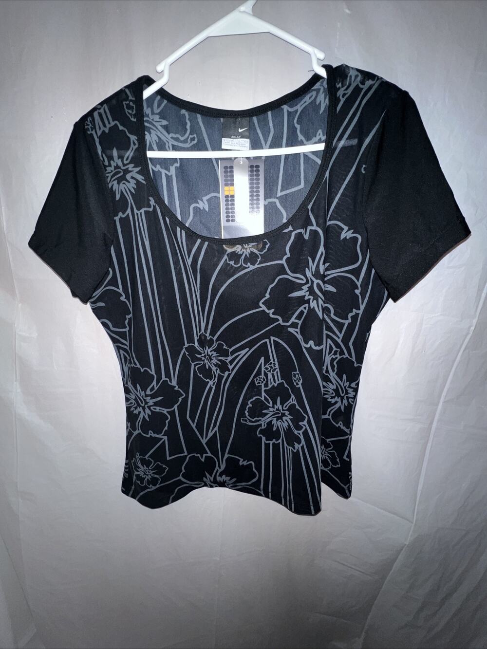 Nike Dri-Fit Black/Gray Sheer Top Athletic Yoga Shirt Womans Large L NWT $45